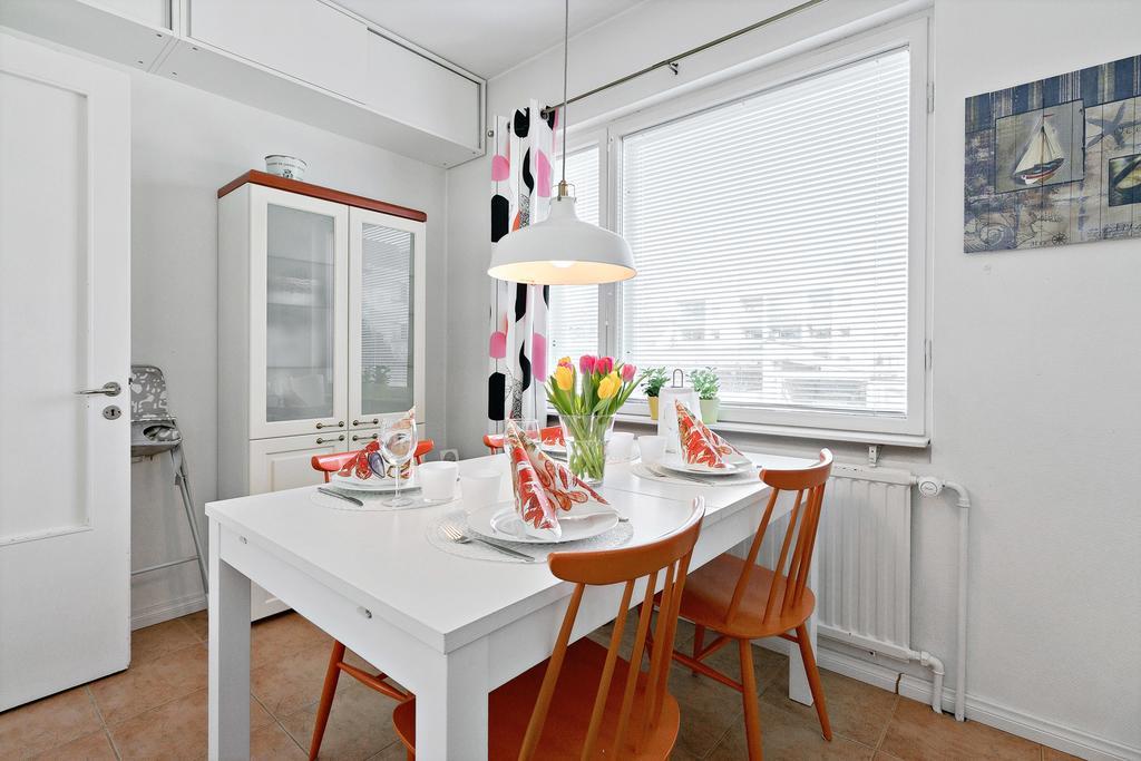 Majoitushuoneisto Tuomipuisto Apartamento Naantali Exterior foto