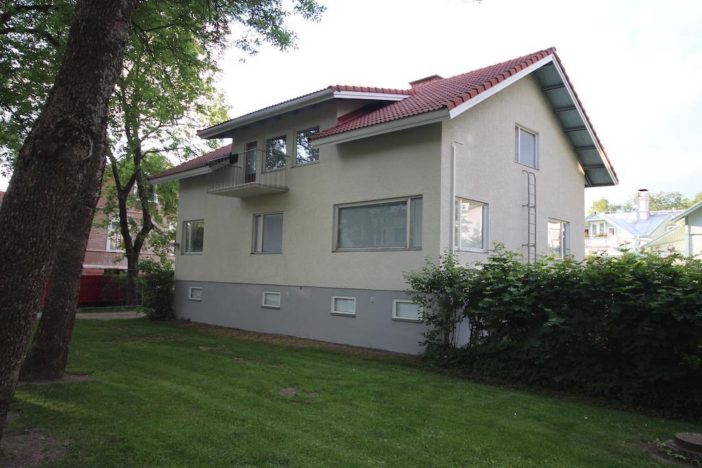 Majoitushuoneisto Tuomipuisto Apartamento Naantali Exterior foto