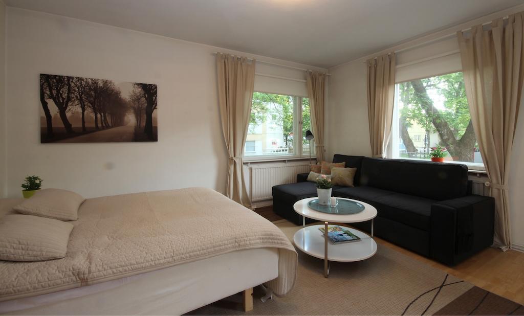 Majoitushuoneisto Tuomipuisto Apartamento Naantali Quarto foto